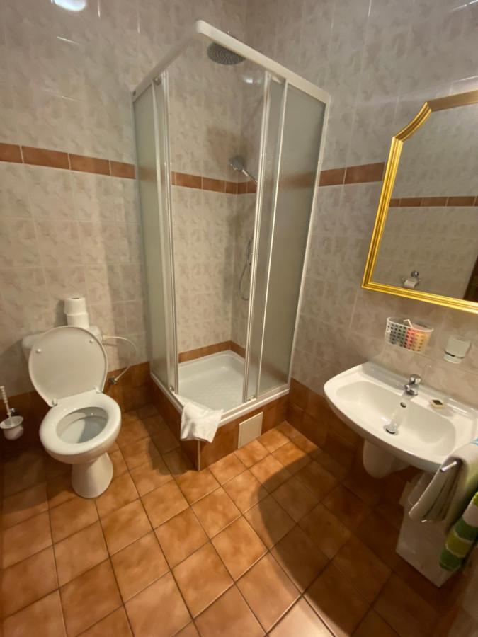 Penzion Tatra Inn Čadca Exteriör bild